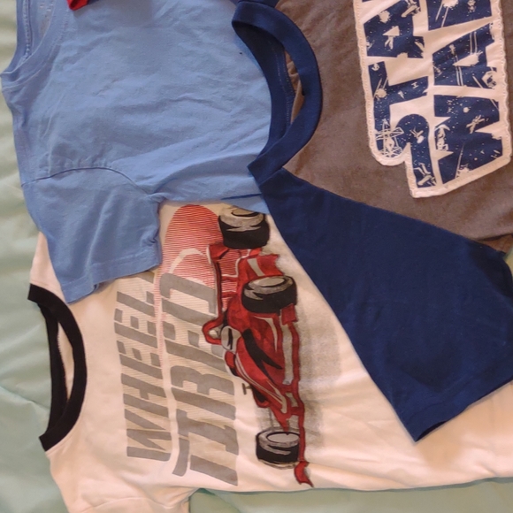 Boys youth T shirts - Picture 2 of 4